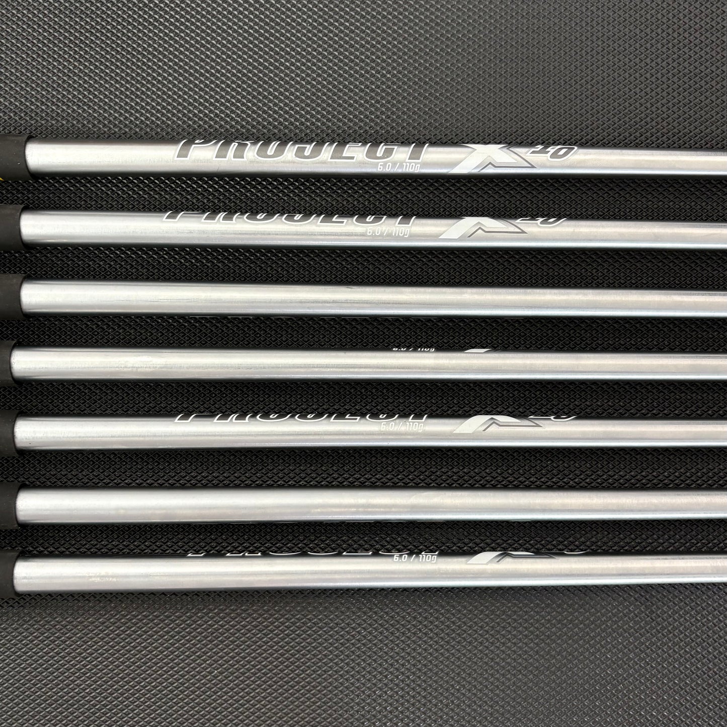 WILSON STAFF MODEL XB 2026 IRON SET