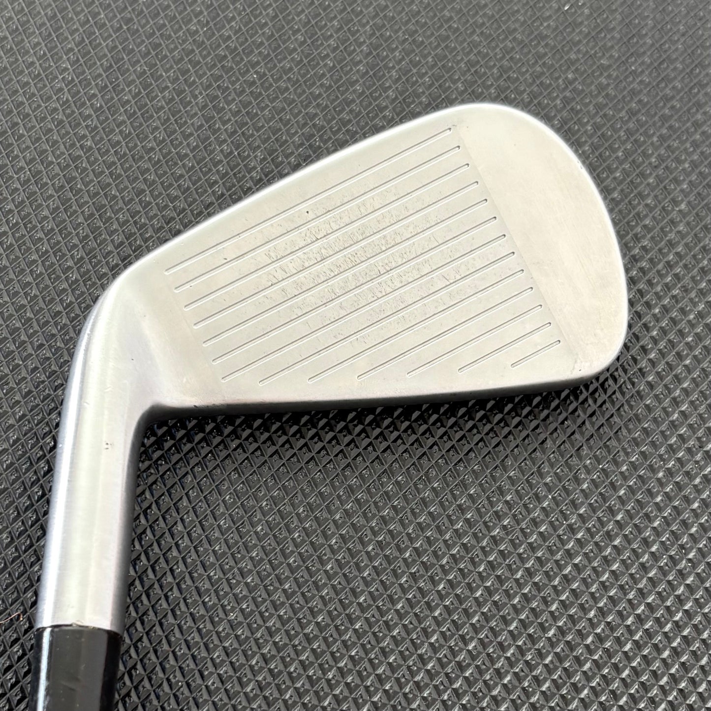 TAYLORMADE P790 2019 4 IRON