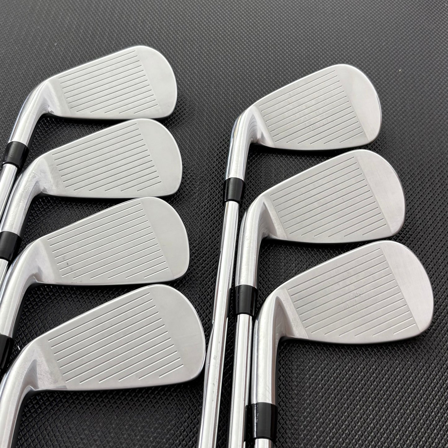 TITLEIST 718 AP3 IRON SET