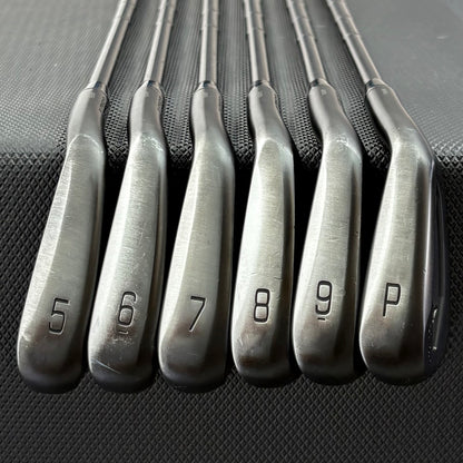 MIZUNO JPX 925 FORGED BLACK IRON SET