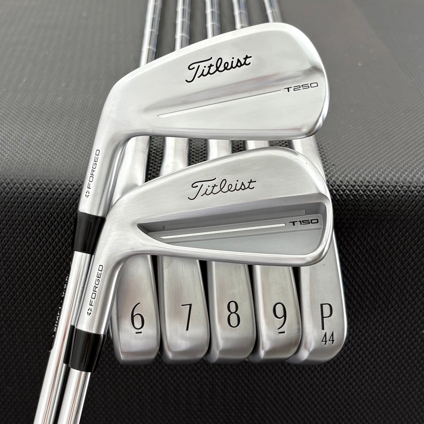 LH TITLEIST T250/T150 2025 COMBO IRON SET