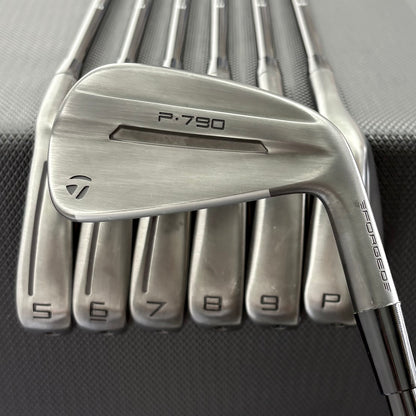 TAYLORMADE P790 BATTLE WORN IRON SET