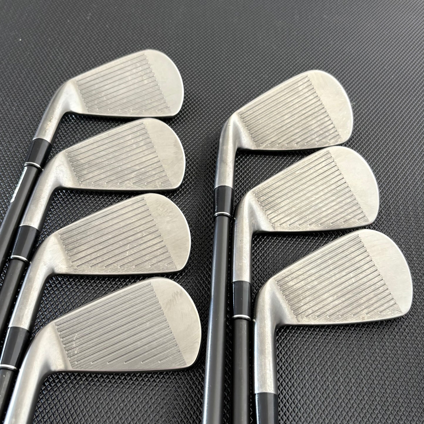 SRIXON ZX7 MKII BLACK CHROME IRON SET