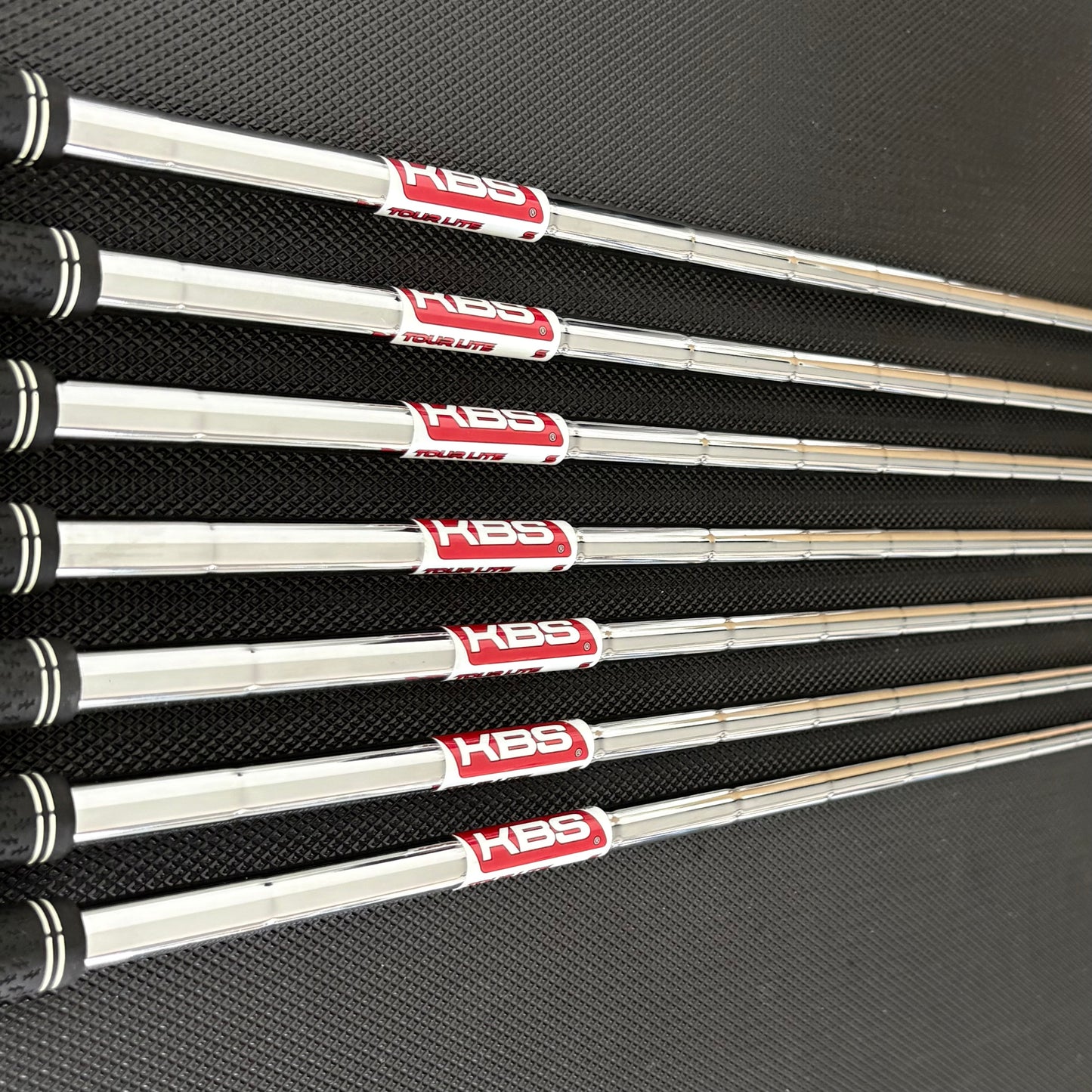 COBRA DS-ADAPT IRON SET