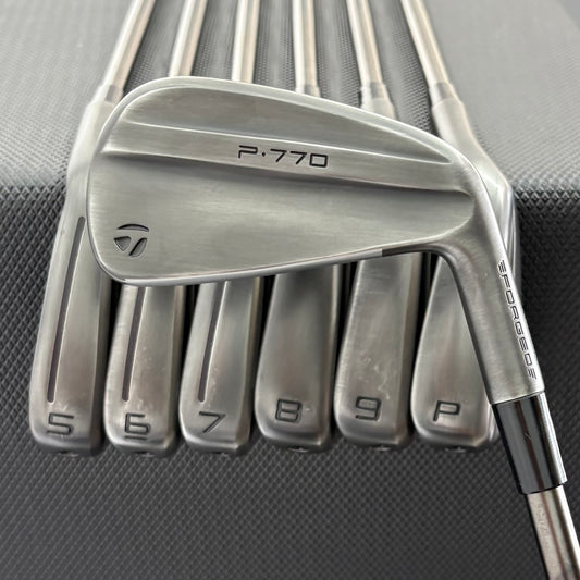 TAYLORMADE P770 BATTLE WORN IRON SET