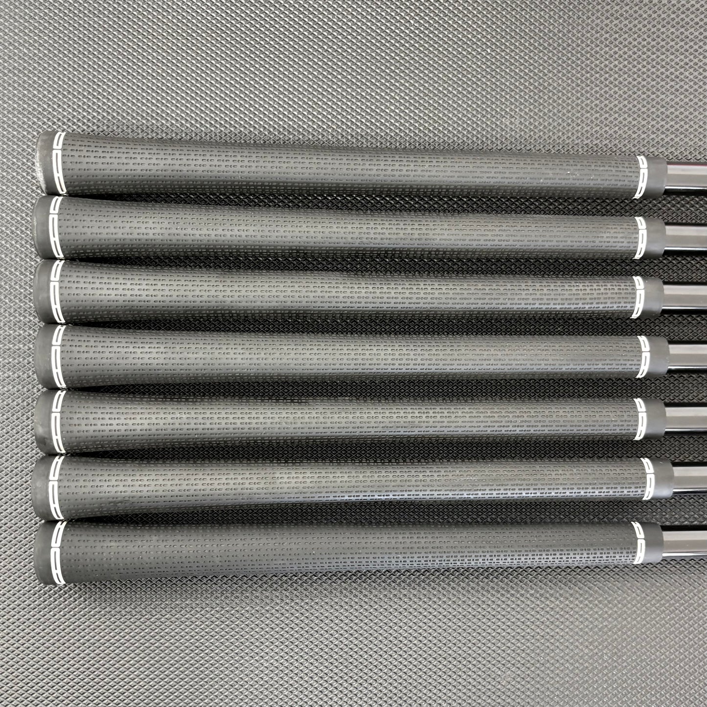 TITLEIST T350 2023 IRON SET