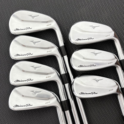 MIZUNO PRO 225 IRON SET