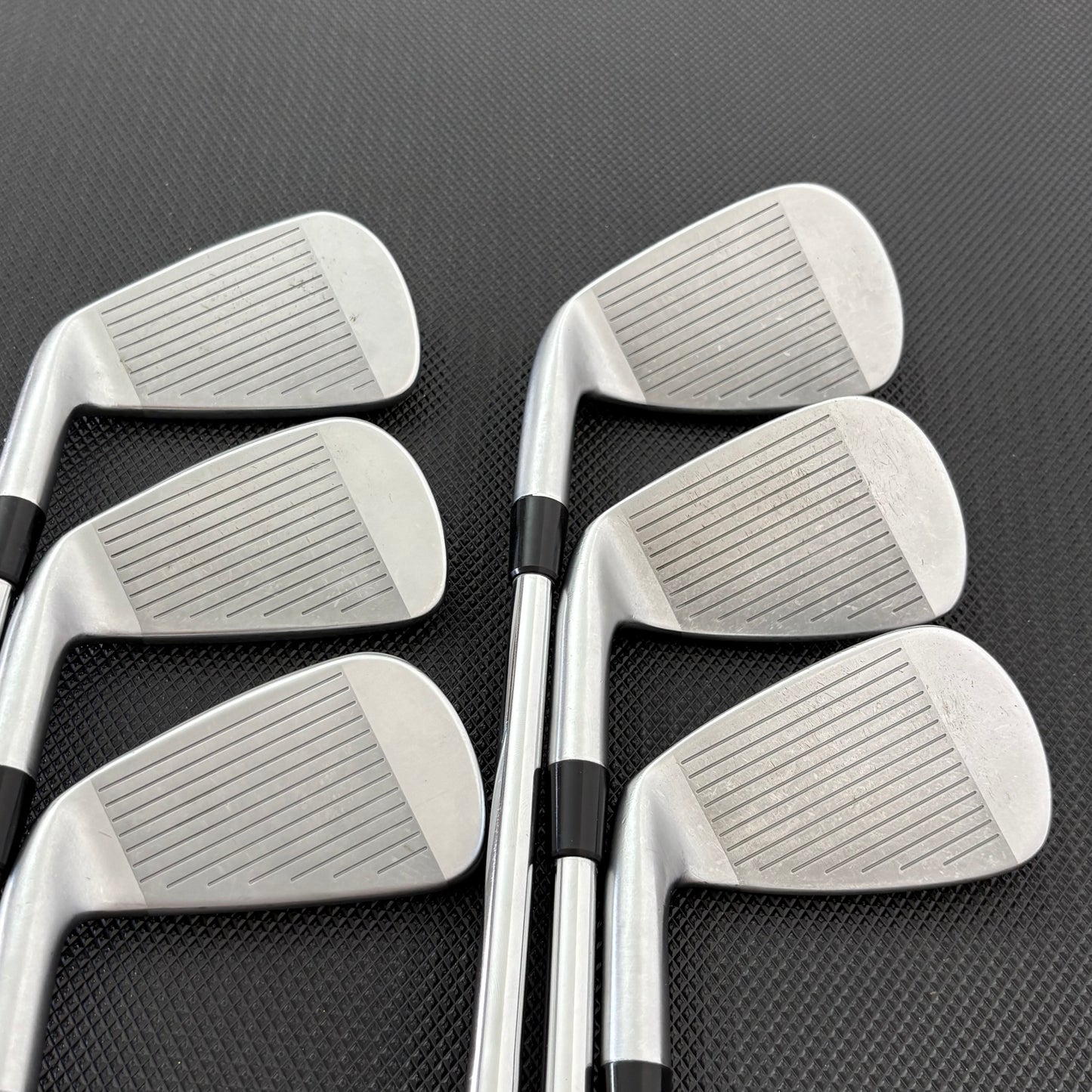 TAYLORMADE P790 2021 IRON SET