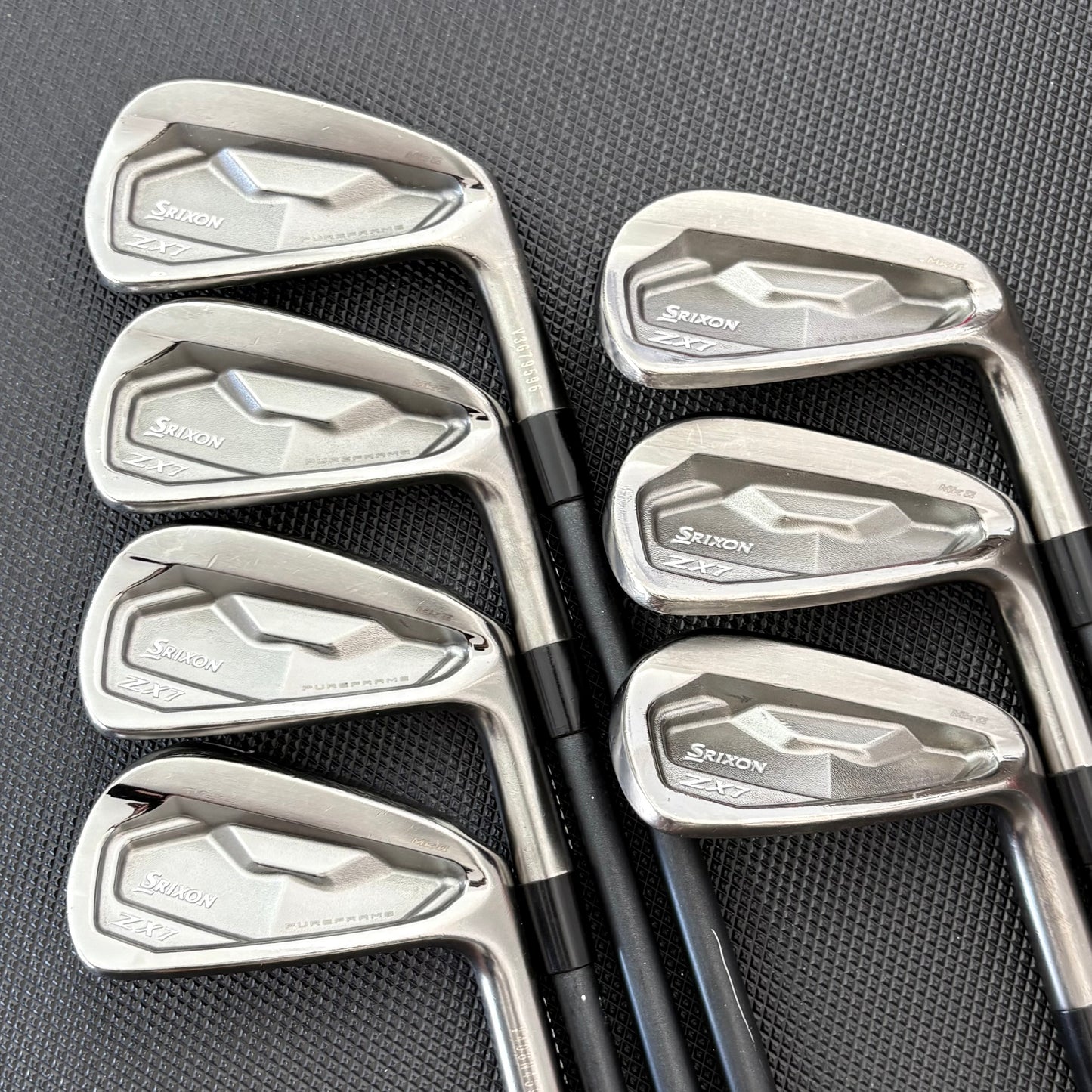 SRIXON ZX7 MKII BLACK CHROME IRON SET