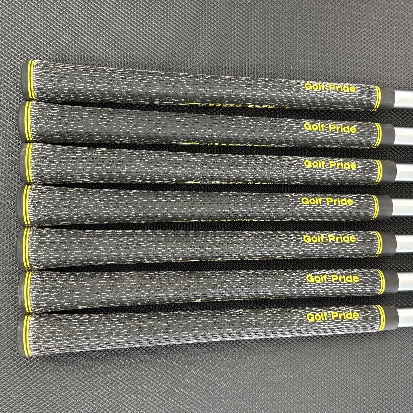 WILSON STAFF MODEL XB 2026 IRON SET
