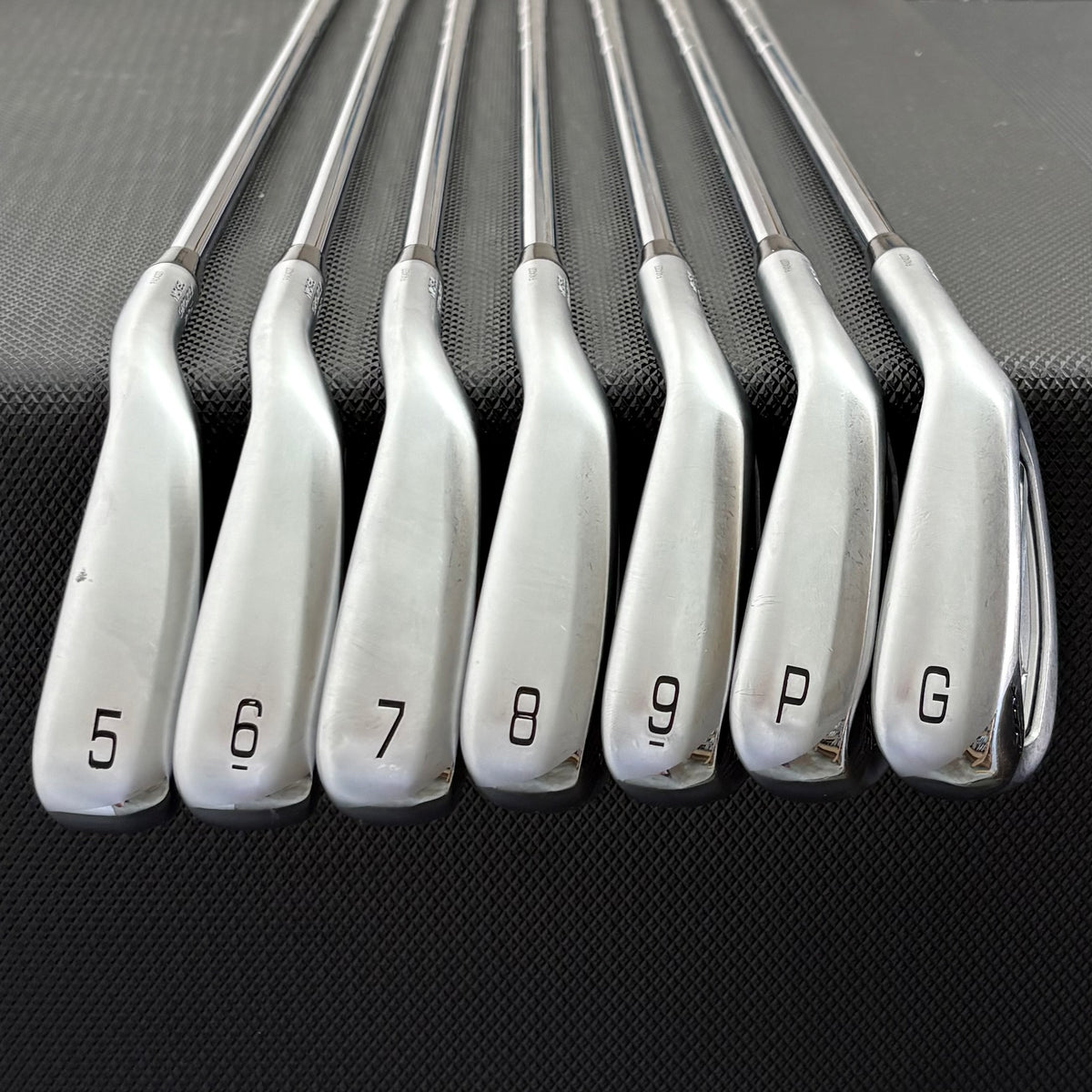 MIZUNO JPX 925 HOT METAL HL IRON SET