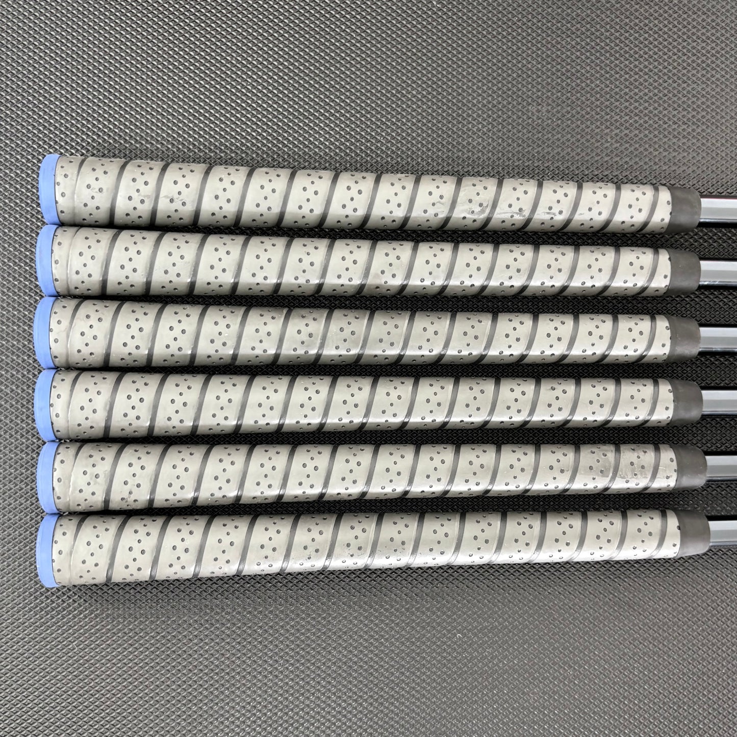 MIZUNO JPX 925 HOT METAL IRON SET