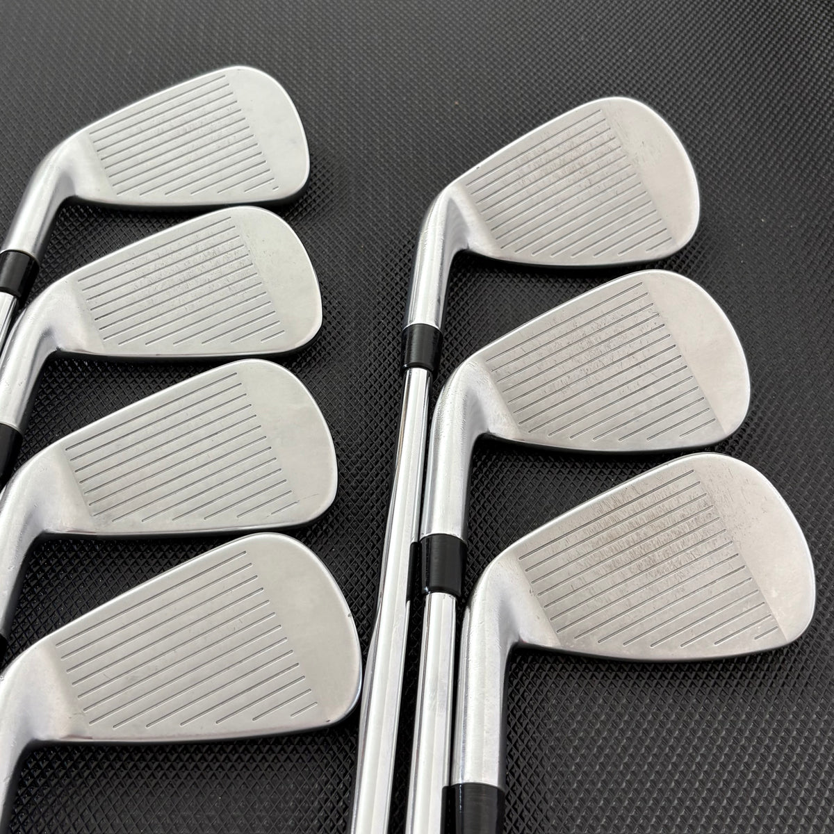 CALLAWAY APEX 2019 IRON SET