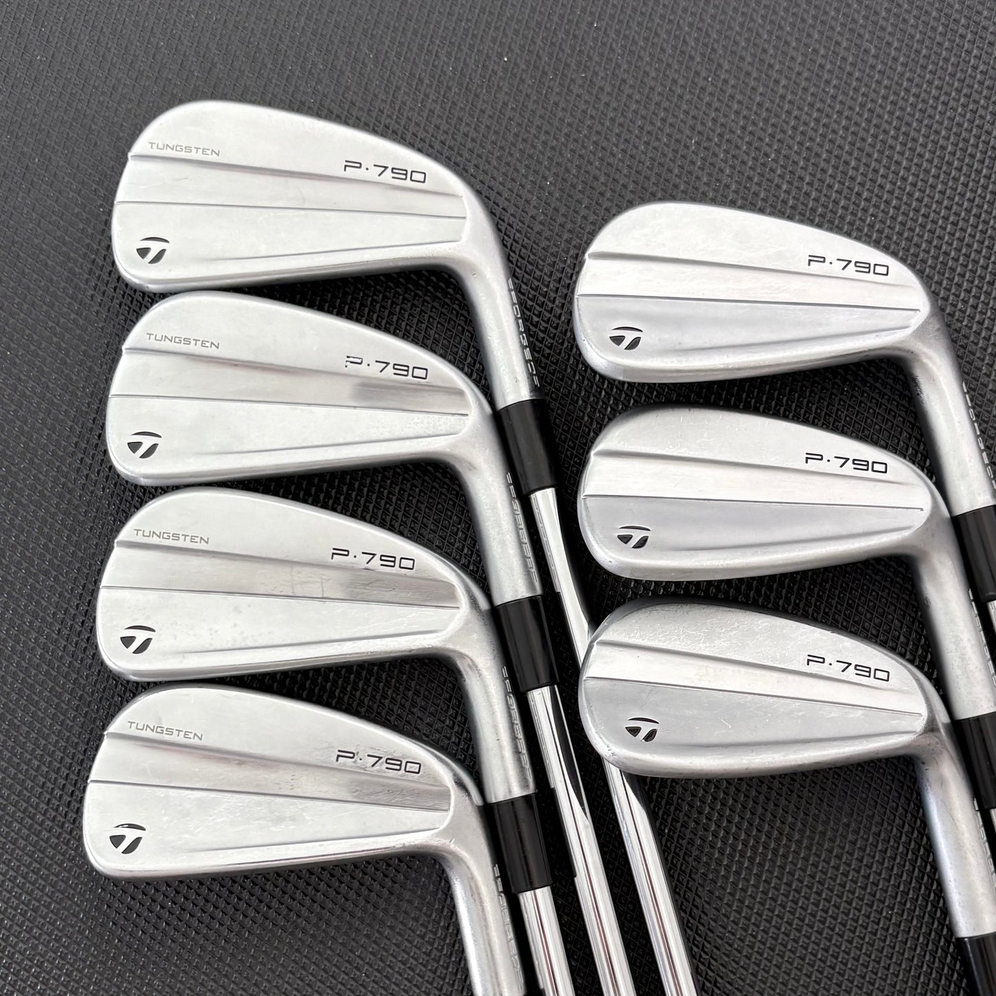 TAYLORMADE P790 2023 IRON SET