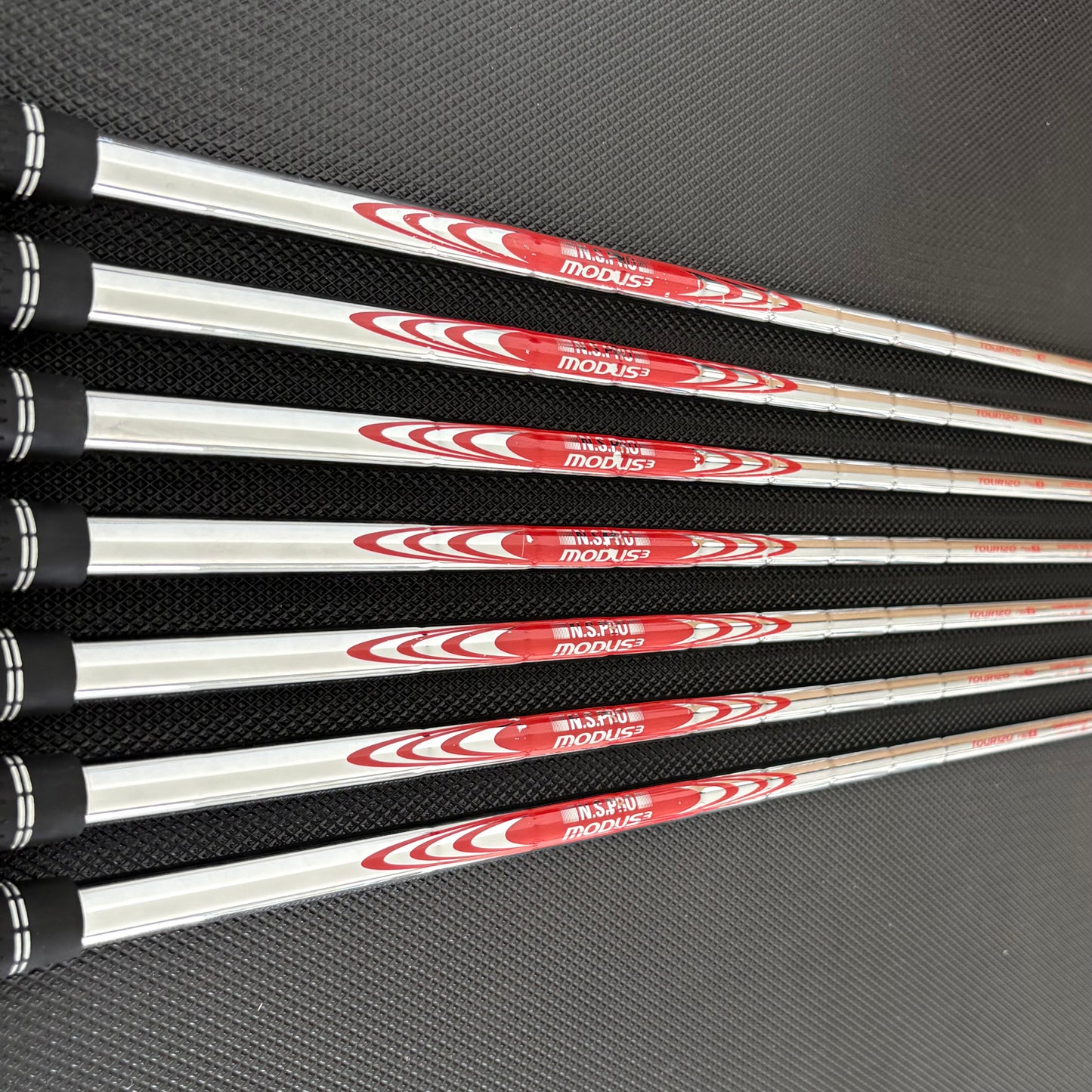 SRIXON ZX7 IRON SET
