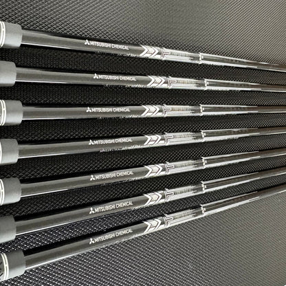 TAYLORMADE P790 2023 IRON SET