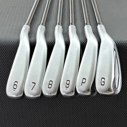 MIZUNO JPX 925 HOT METAL IRON SET