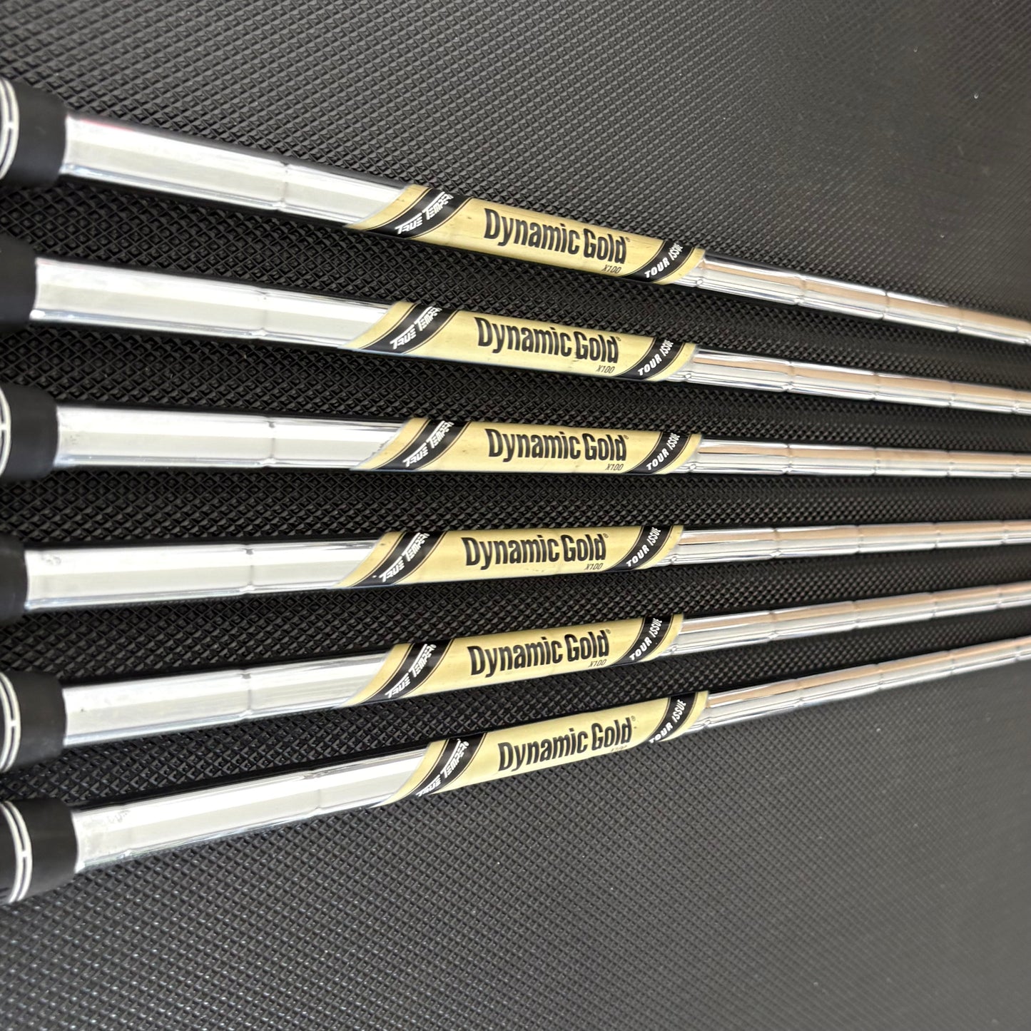 TITLEIST 716 MB IRON SET