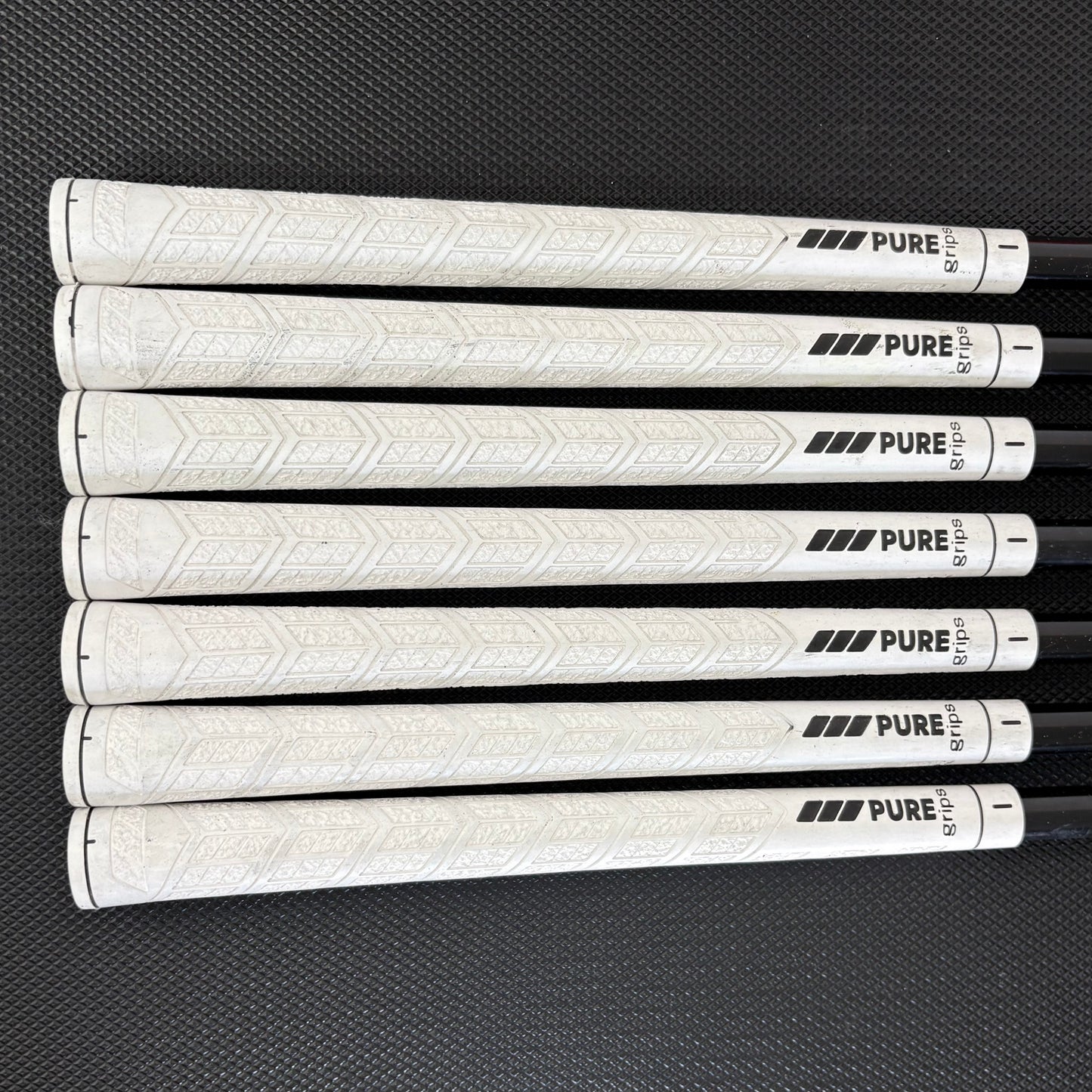 TAYLORMADE P770/P7CB 2024 COMBO IRON SET