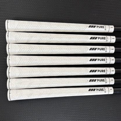 TAYLORMADE P770/P7CB 2024 COMBO IRON SET