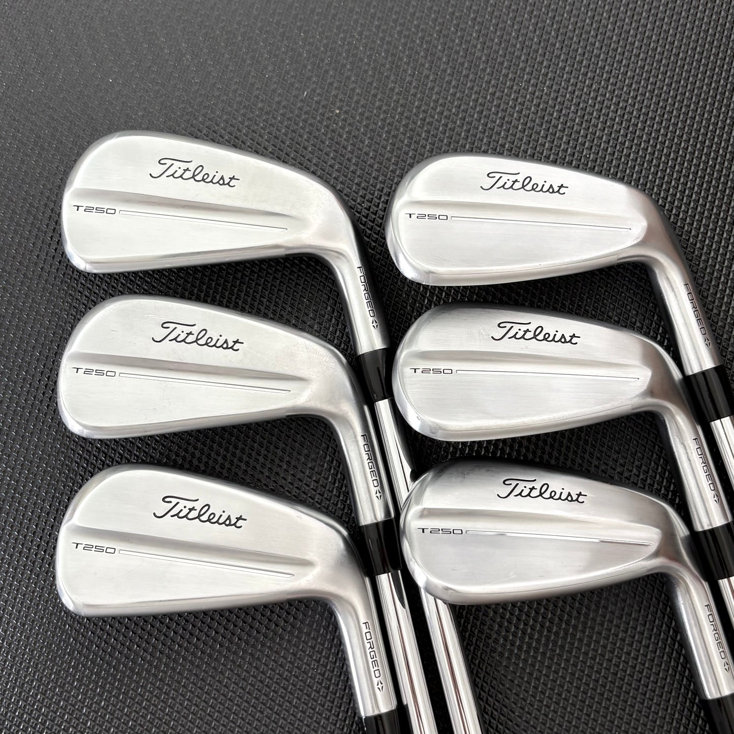TITLEIST T250 2025 IRON SET