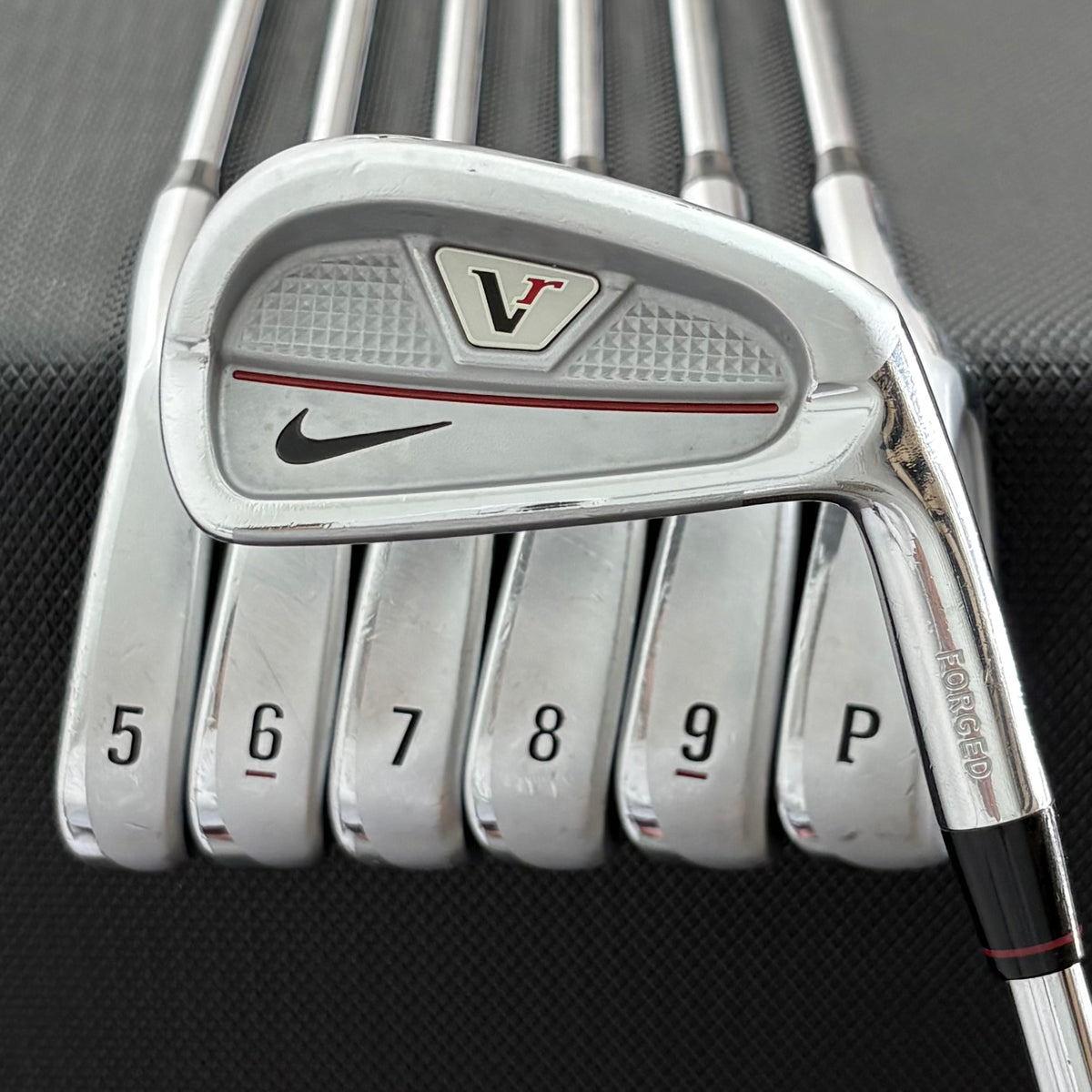 NIKE VR SPLIT CAVITY IRON SET