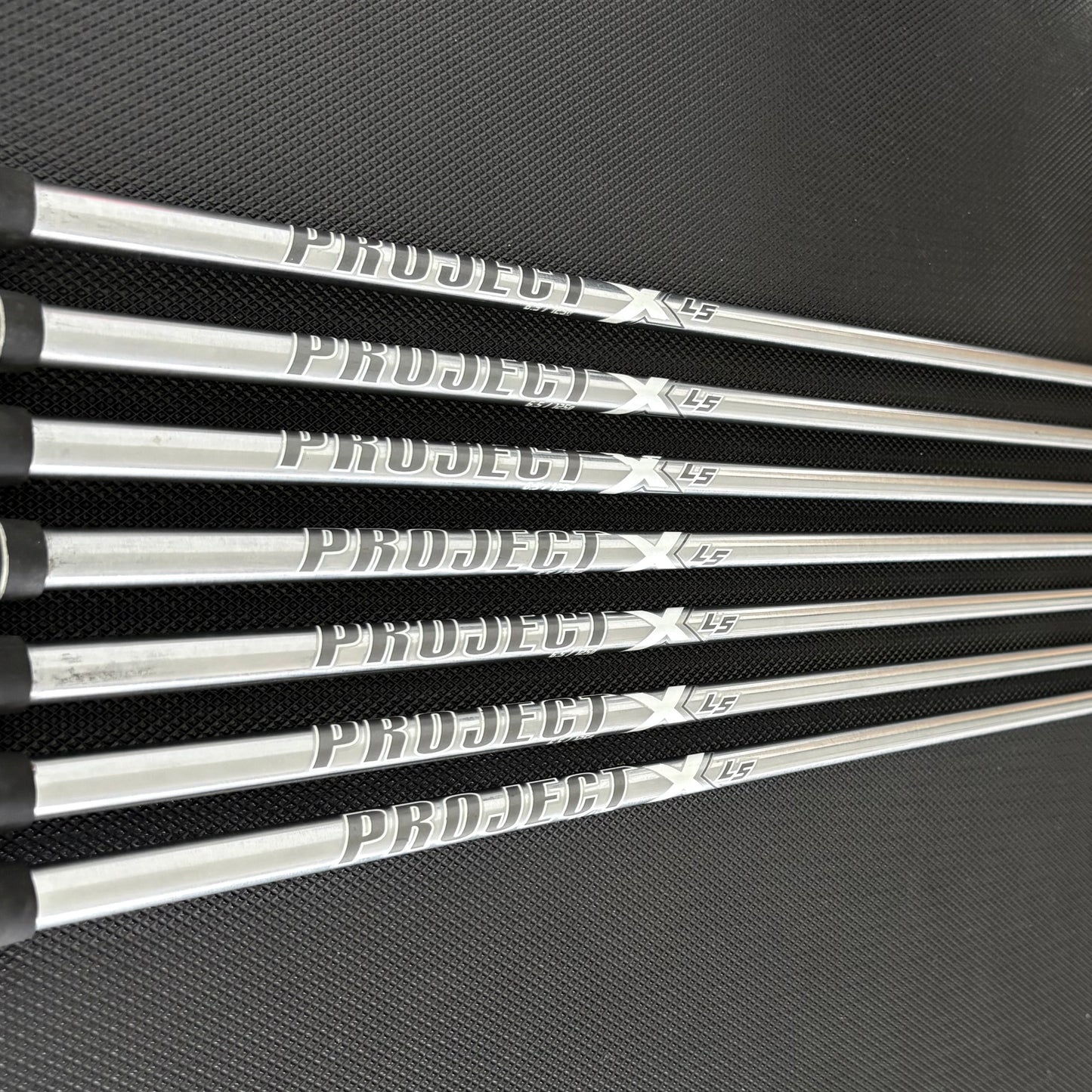 SRIXON ZX7 MKII BLACK CHROME IRON SET