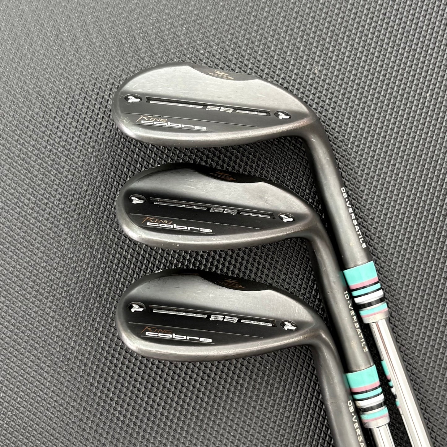 COBRA KING SB BLACK WEDGE SET