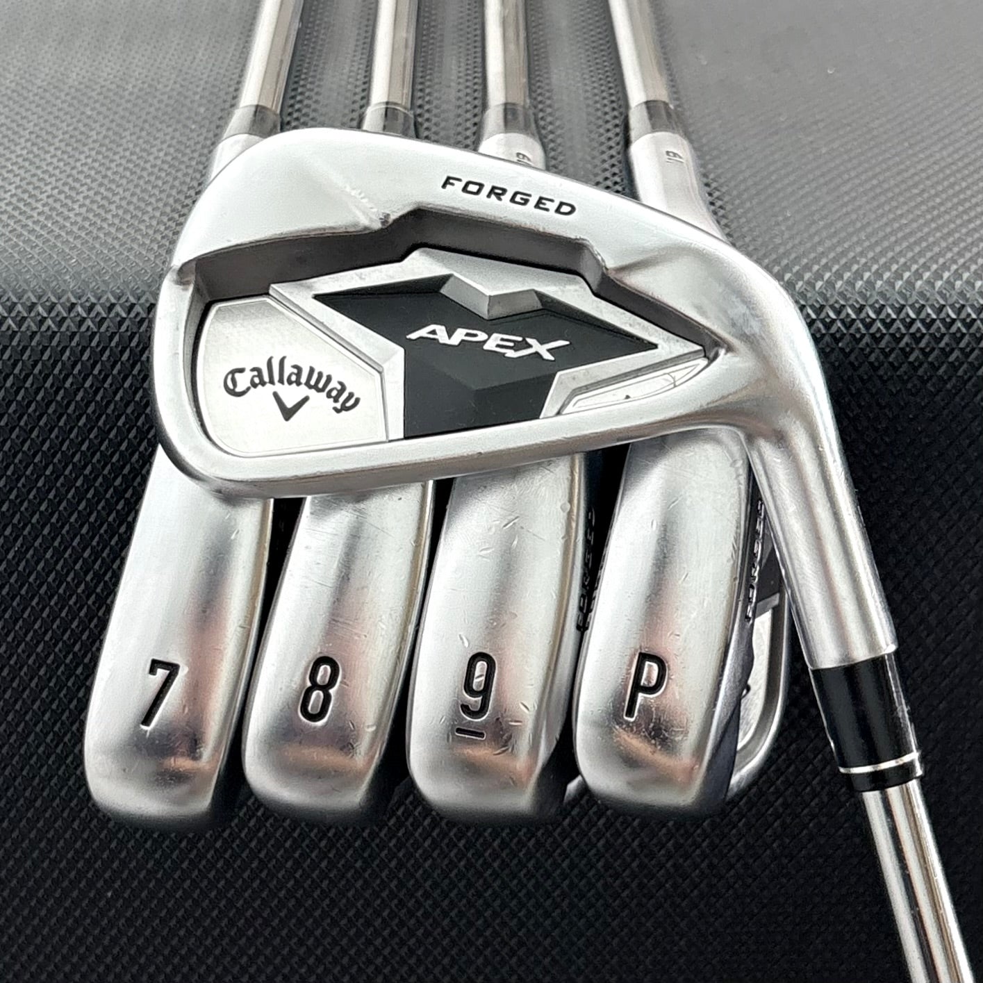 CALLAWAY APEX 2019 IRON SET