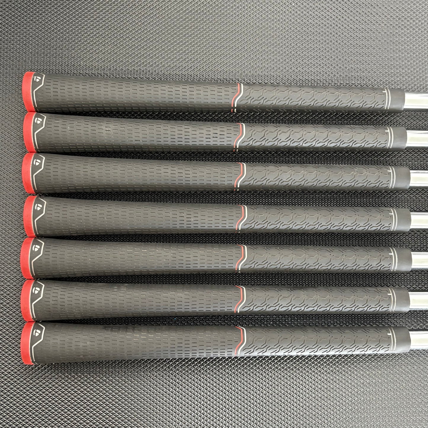 TAYLORMADE M6 IRON SET