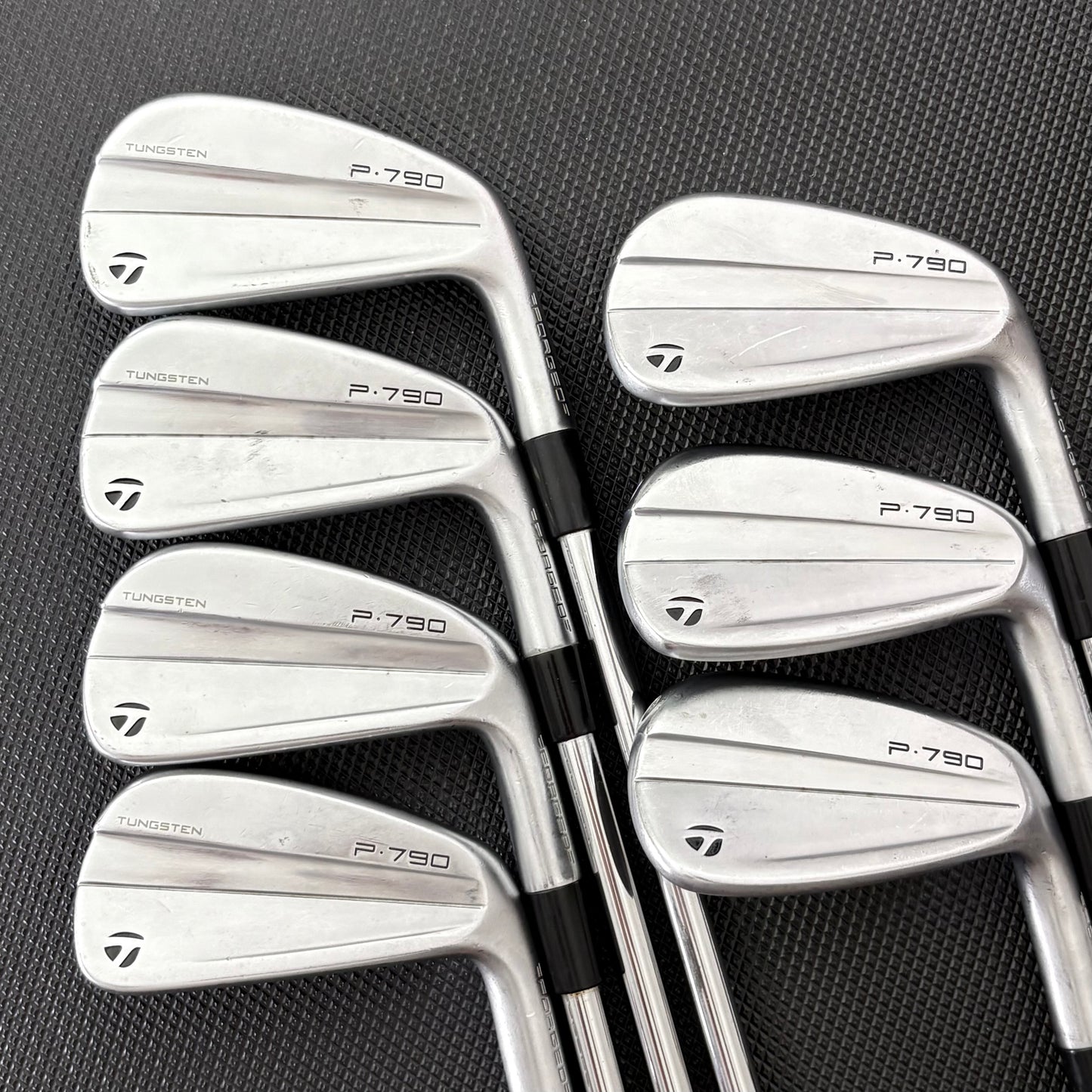 TAYLORMADE P790 2023 IRON SET