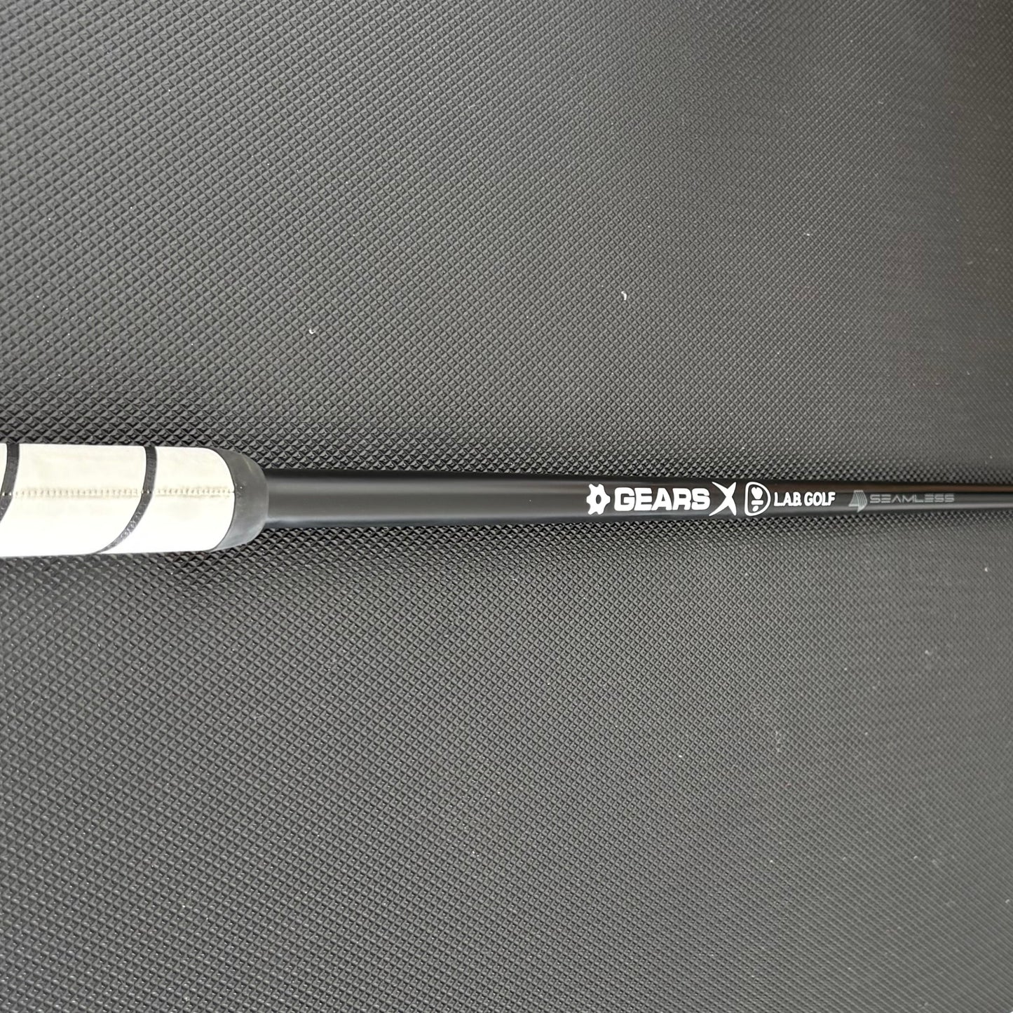 L.A.B. DF3 SWEEPER RED PUTTER (43") + HEADCOVER