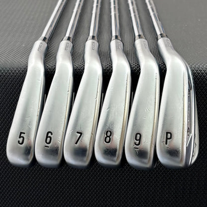 CALLAWAY APEX PRO 2024 IRON SET