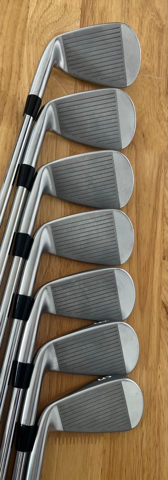 MIZUNO JPX 923 FORGED IRON SET