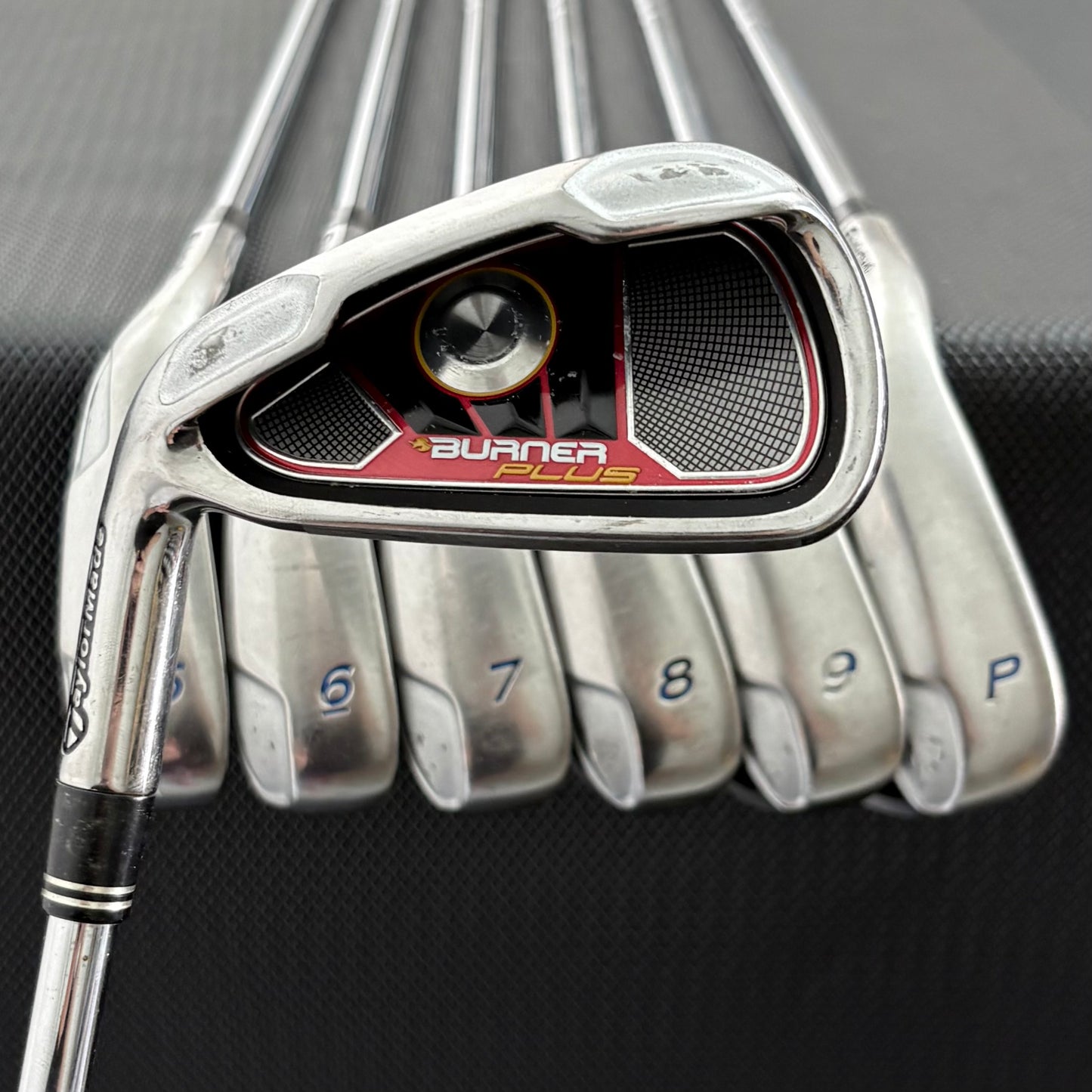 LH TAYLORMADE BURNER PLUS IRON SET