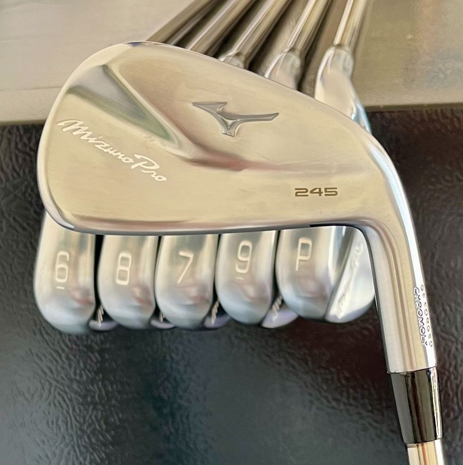 MIZUNO PRO 245 IRON SET