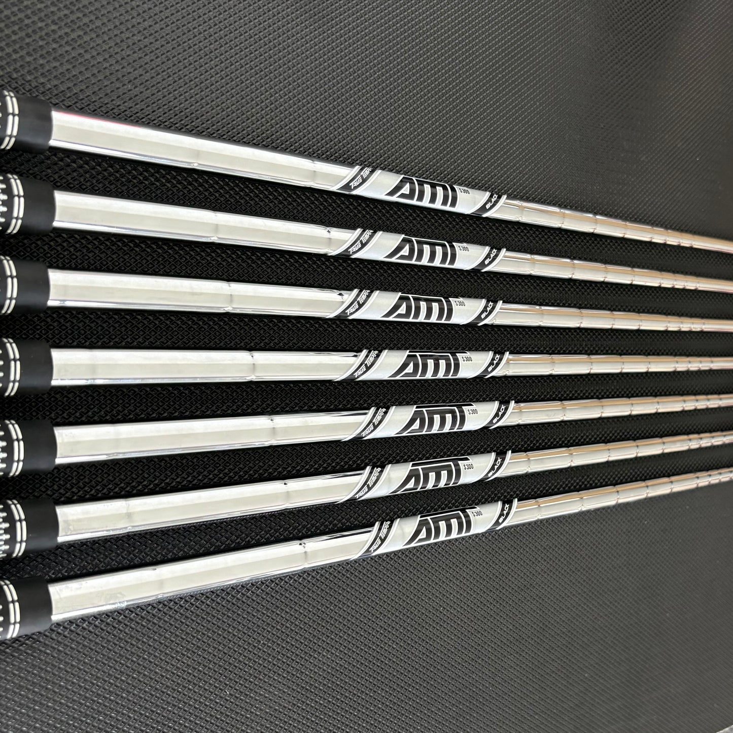TITLEIST 718 AP3 IRON SET