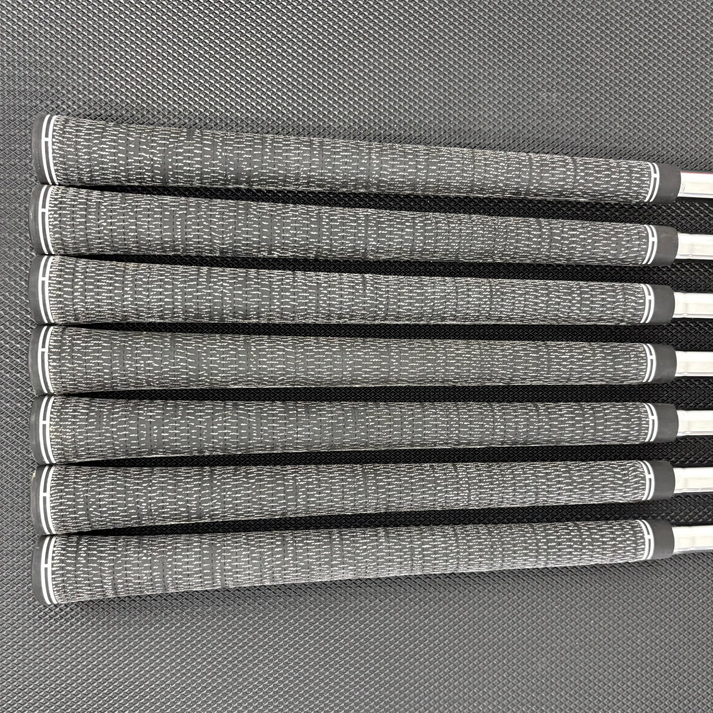 TAYLORMADE P7MC RAW IRON SET