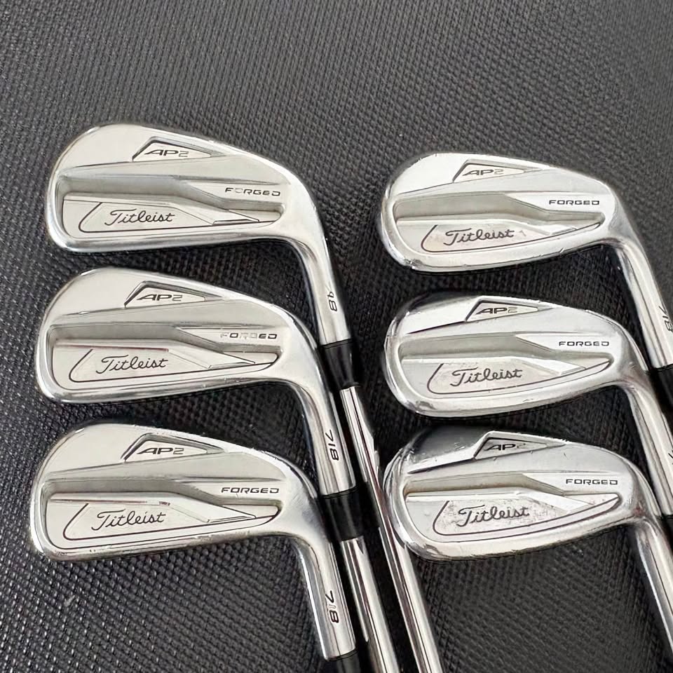 TITLEIST 718 AP2 IRON SET