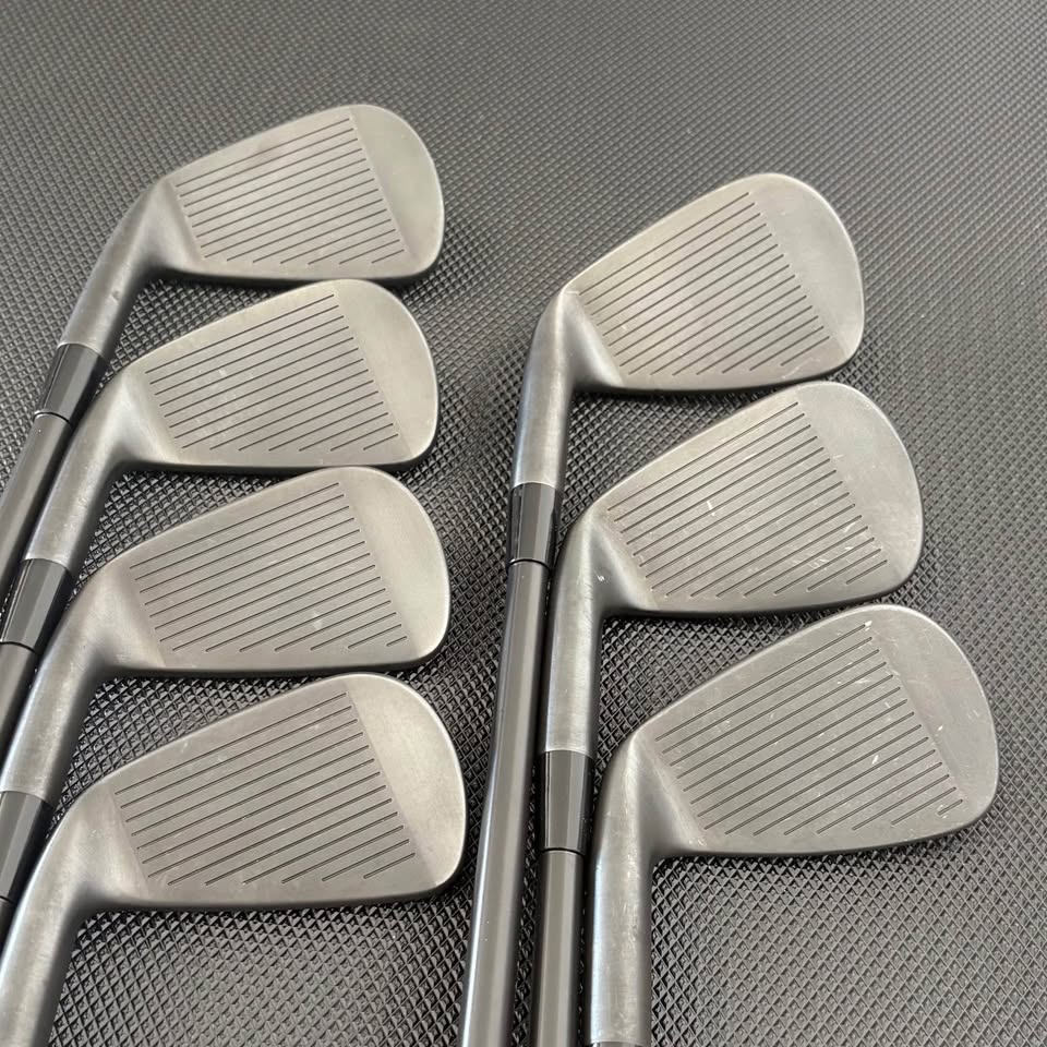 COBRA KING FORGED CB BLACK 2025 IRON SET