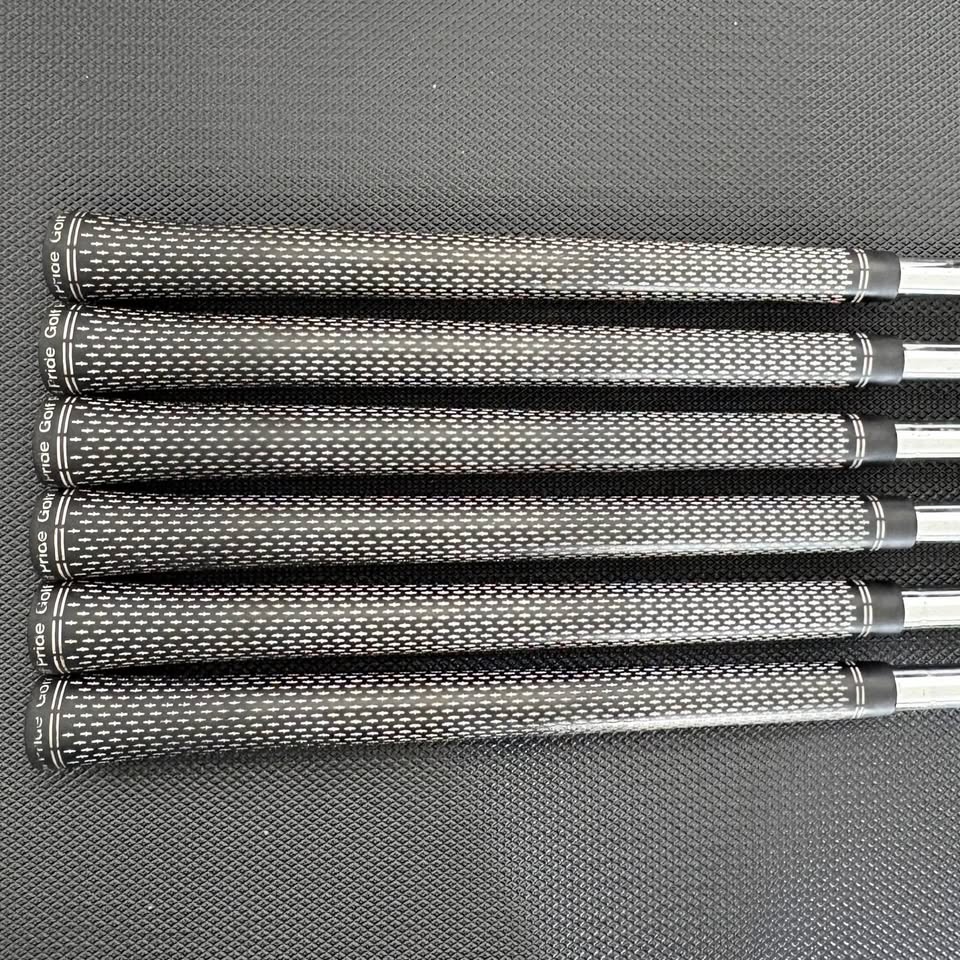 TITLEIST 718 AP2 IRON SET