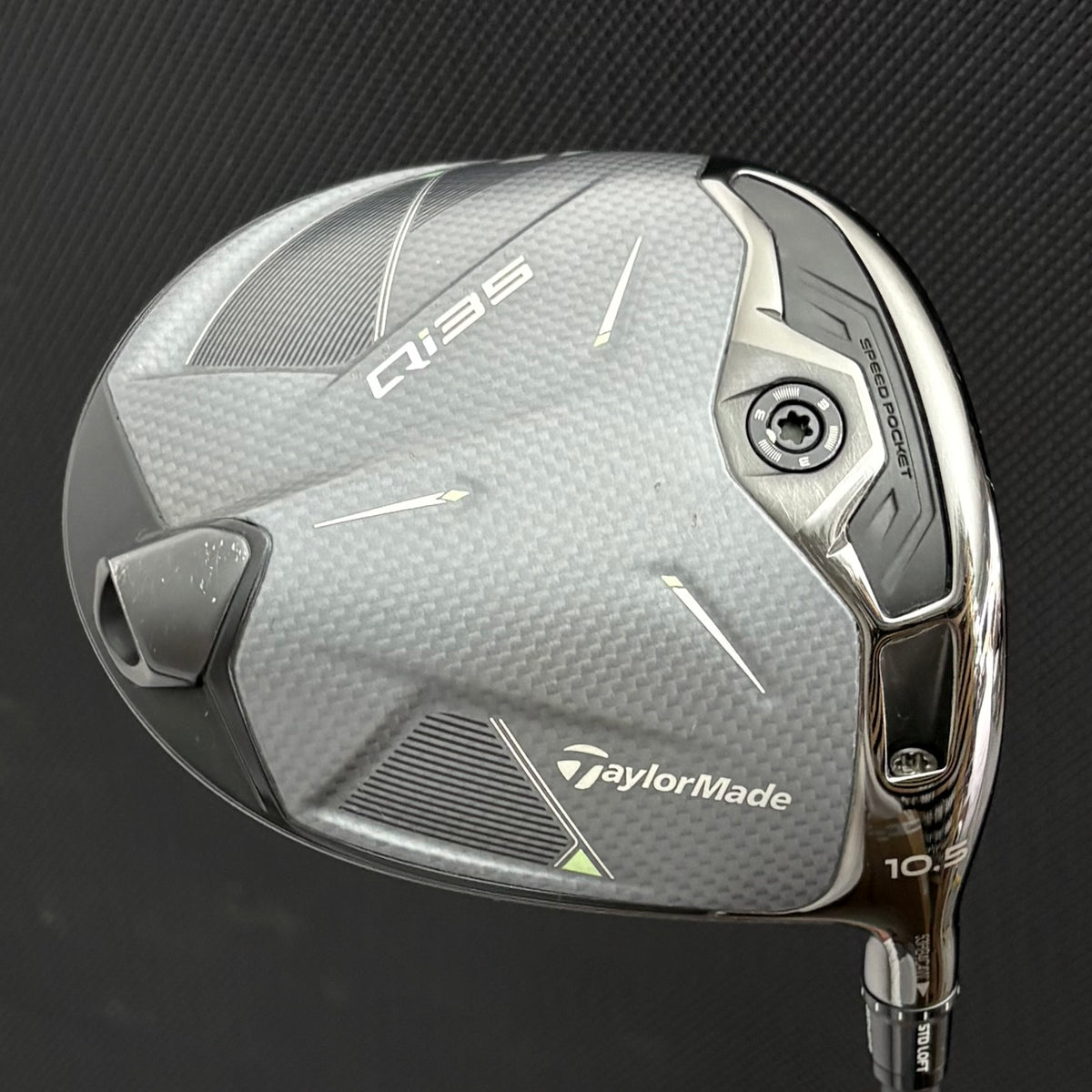 TAYLORMADE QI35 DRIVER (10.5 DEGREE) + HEADCOVER