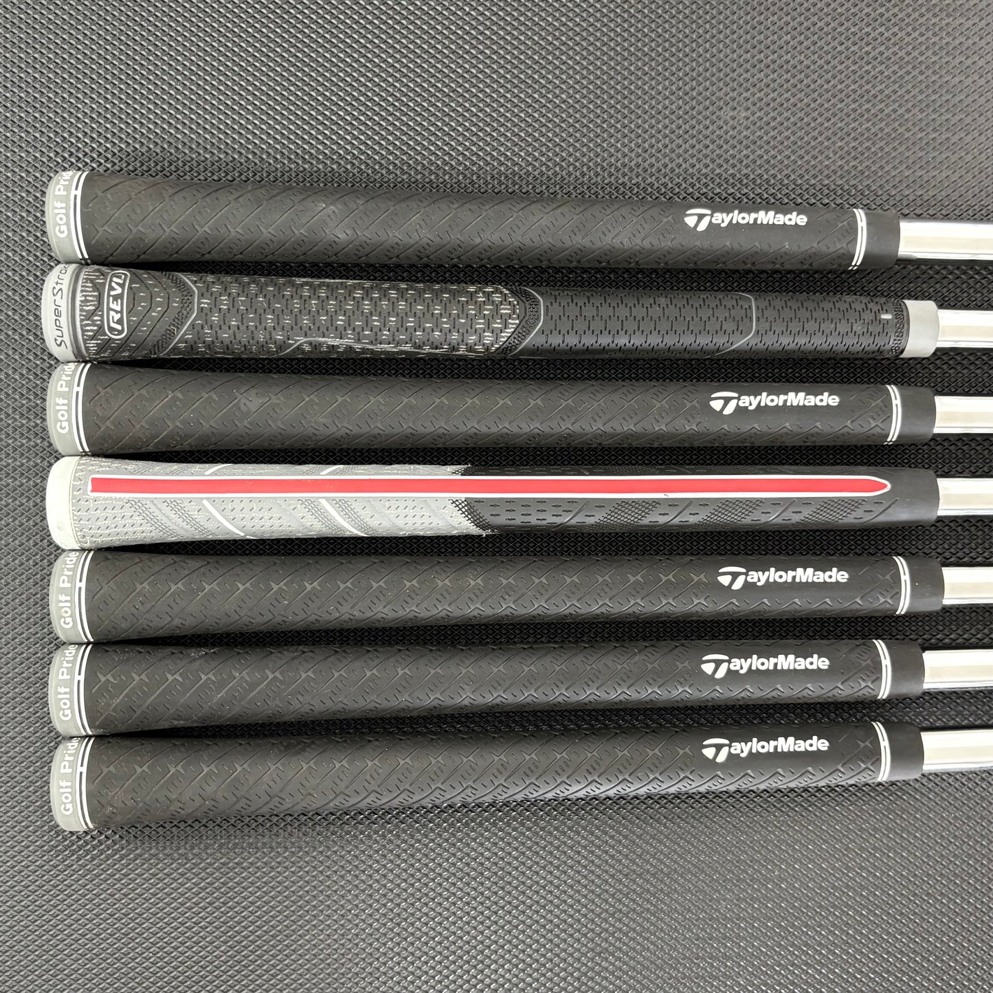 TAYLORMADE P770/P7CB 2024 COMBO IRON SET