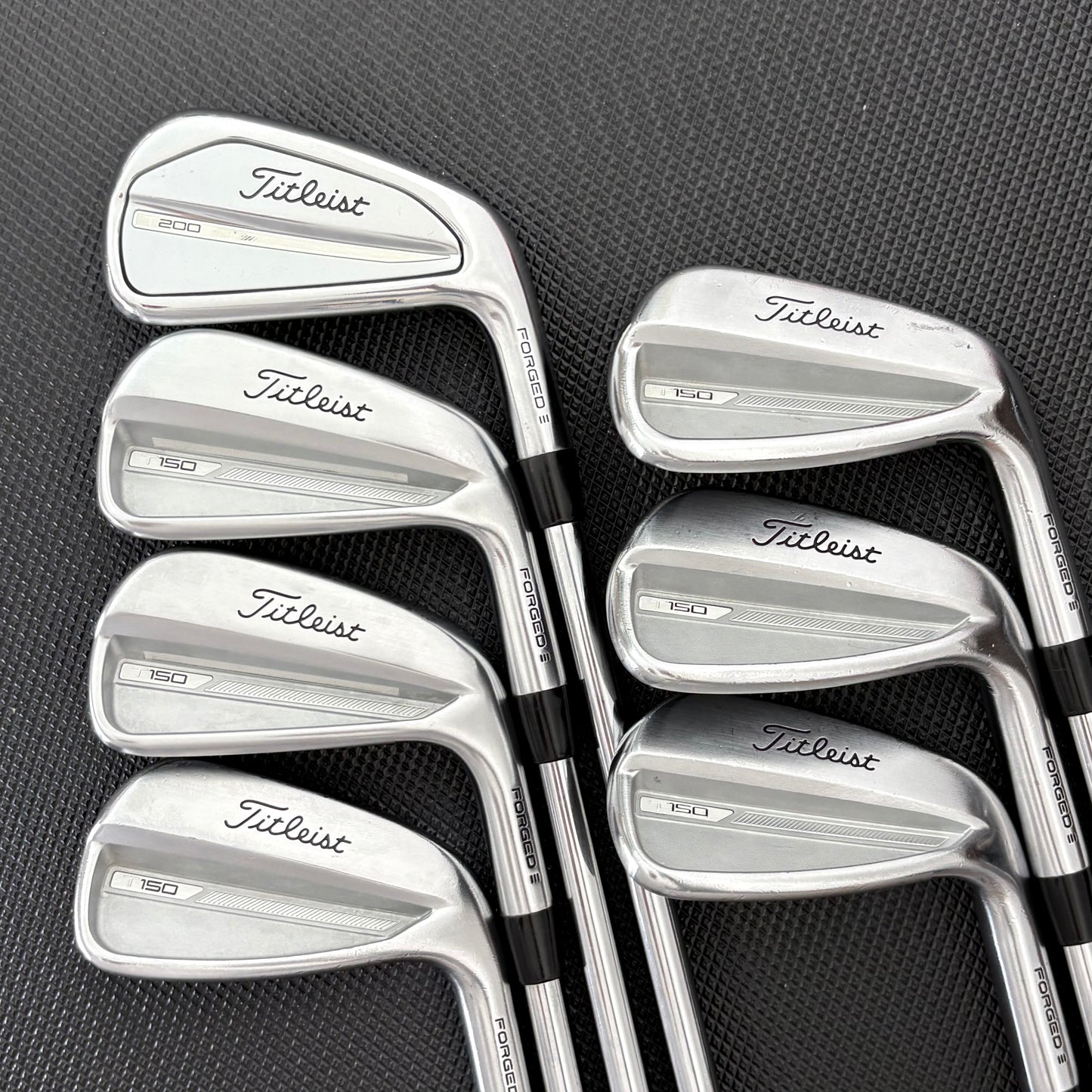 TITLEIST T200/T150 2023 COMBO IRON SET
