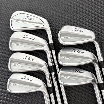TITLEIST T200/T150 2023 COMBO IRON SET