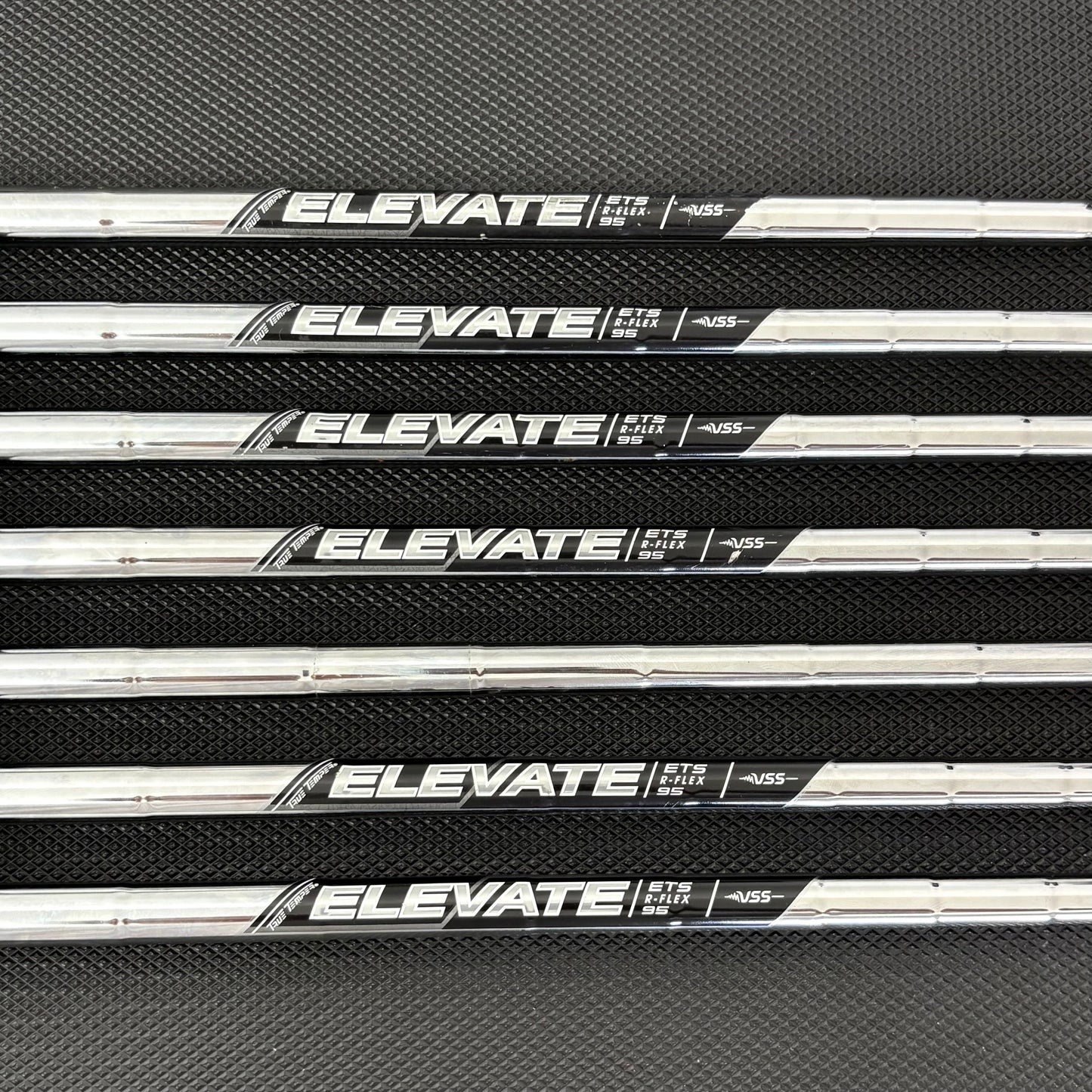 CALLAWAY APEX 2021 IRON SET