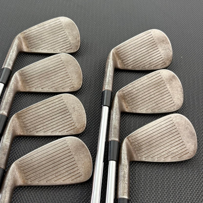 TAYLORMADE P7MC LIMITED EDITION RAW IRON SET