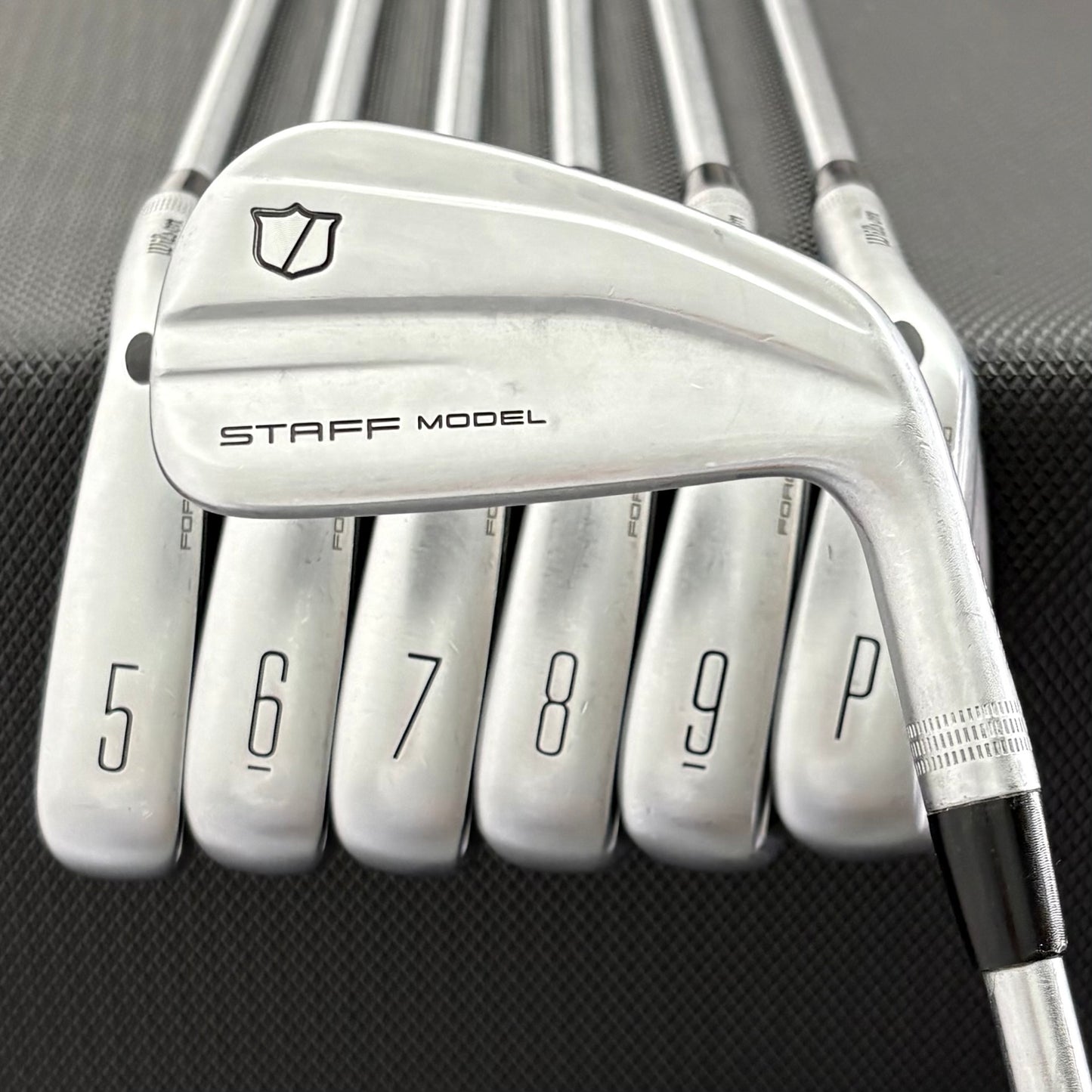 WILSON STAFF MODEL XB 2026 IRON SET