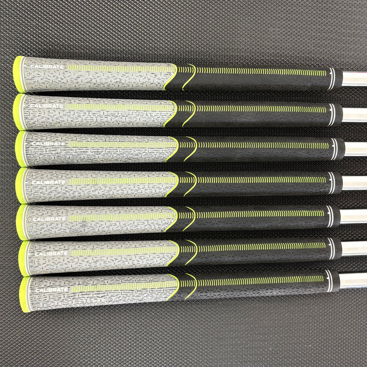 TAYLORMADE P790 2025 IRON SET