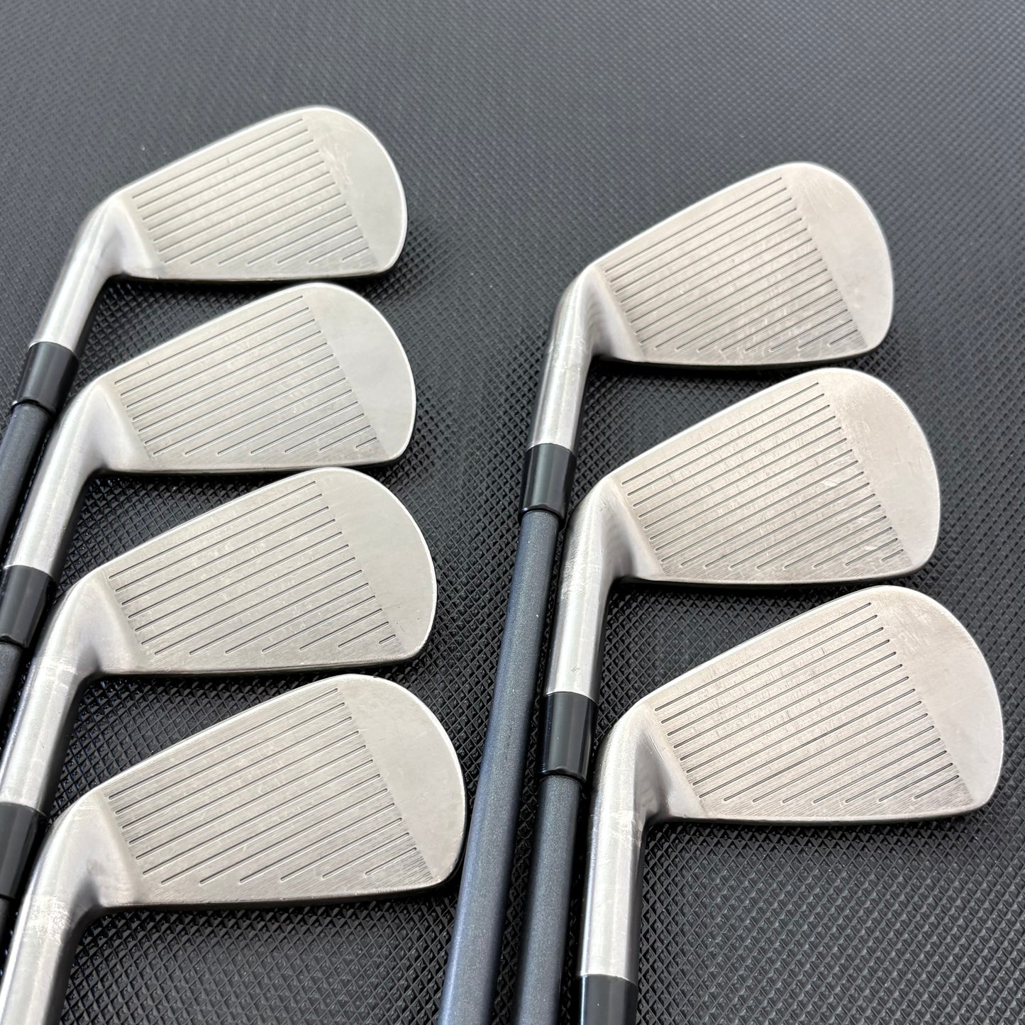 SRIXON ZX7 MKII BLACK CHROME IRON SET